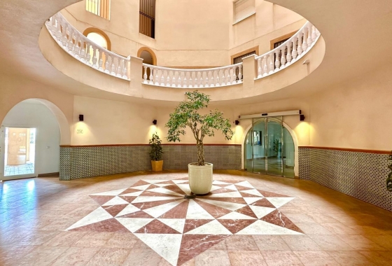 Herverkoop - Appartement / flat - Torrevieja - Los Frutales