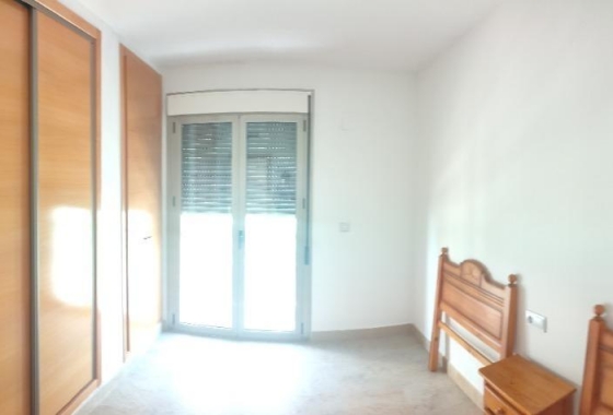 Resale - Apartment / flat - Torrevieja - Estacion De Autobuses