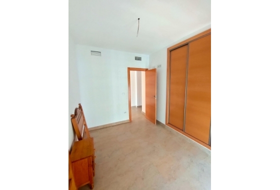 Resale - Apartment / flat - Torrevieja - Estacion De Autobuses