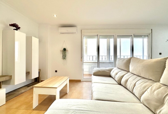 Resale - Apartment / flat - Torrevieja - Centro