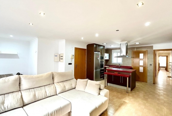 Resale - Apartment / flat - Torrevieja - Centro