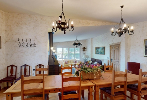 Herverkoop - Villa - Orihuela