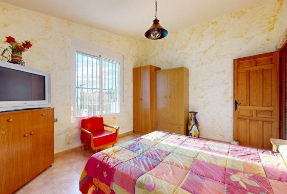 Herverkoop - Villa - Orihuela