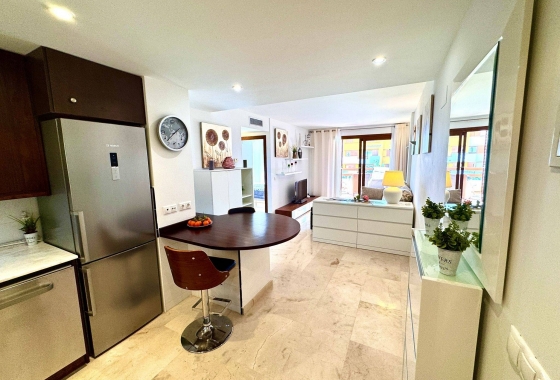 Resale - Apartment / flat - Torrevieja - Punta Prima