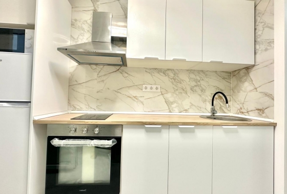 Wiederverkauf - Wohnung - Torrevieja - Playa del Cura