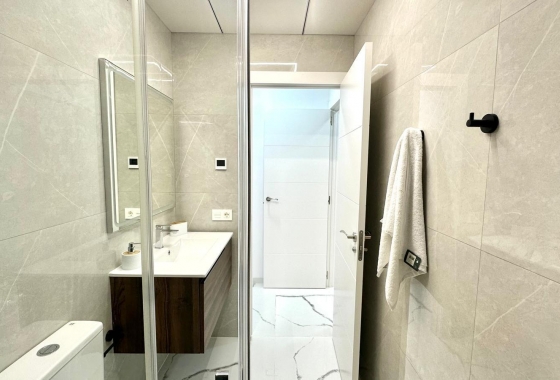 Resale - Apartment / flat - Torrevieja - Playa del Cura