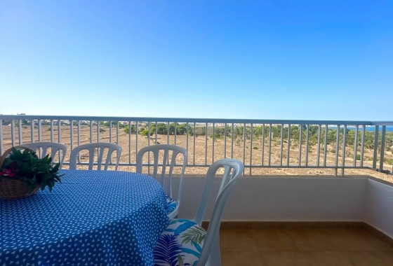 Resale - Apartment / flat - Torrevieja - Punta Prima