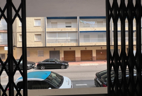 Resale - Apartment / flat - Torrevieja - Playa del Cura