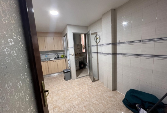 Resale - Apartment / flat - Torrevieja - Playa del Cura