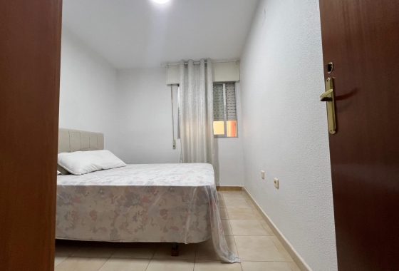 Resale - Apartment / flat - Torrevieja - Playa del Cura
