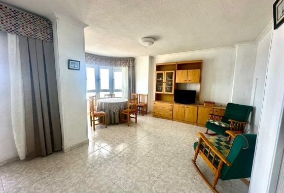 Resale - Apartment / flat - Torrevieja - Centro