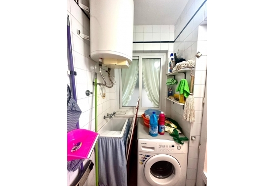 Resale - Apartment / flat - Torrevieja - Centro