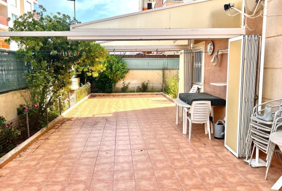 Resale - Apartment / flat - Torrevieja - Playa del Cura