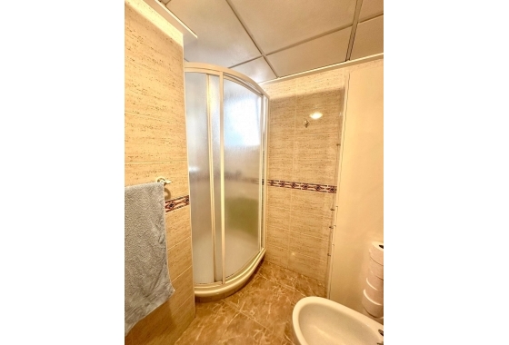 Resale - Apartment / flat - Torrevieja - Playa del Cura