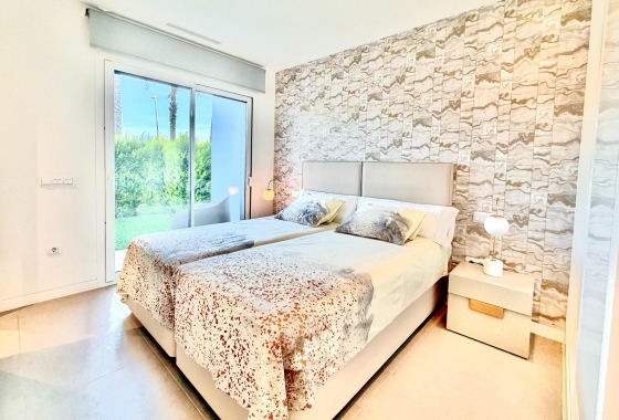 Resale - Apartment / flat - Orihuela - Las Colinas Golf