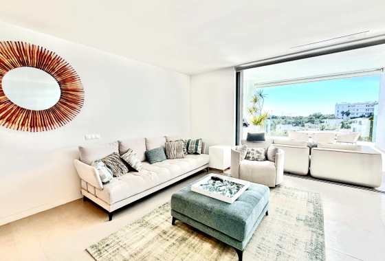 Resale - Apartment / flat - Orihuela - Las Colinas Golf