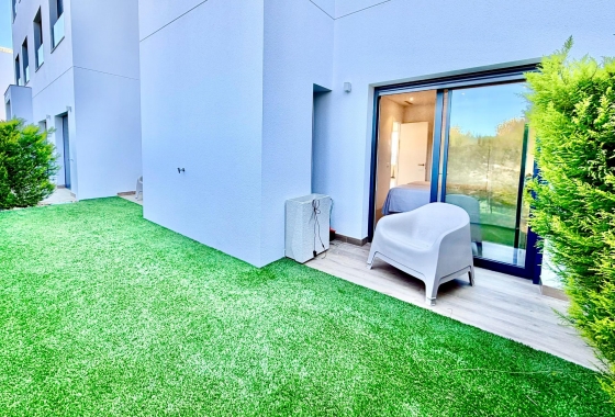 Resale - Apartment / flat - Orihuela - Las Colinas Golf