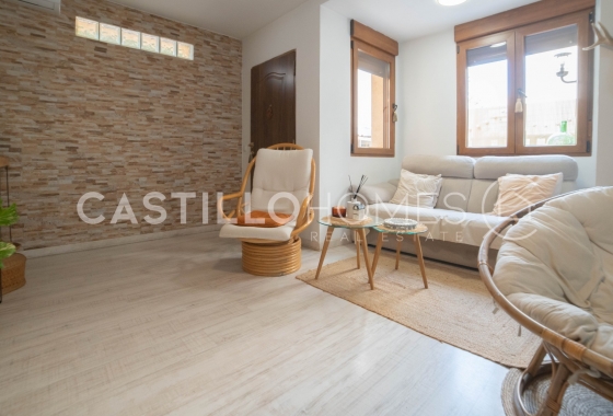 Resale - Townhouse - Torrevieja - Urb. Rosaleda