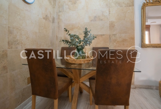 Resale - Townhouse - Torrevieja - Urb. Rosaleda