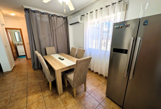 Återförsäljning - Villa - San Miguel de Salinas