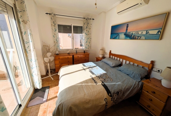 Återförsäljning - Villa - San Miguel de Salinas