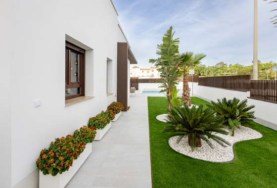 New Build - Chalet - Orihuela Costa