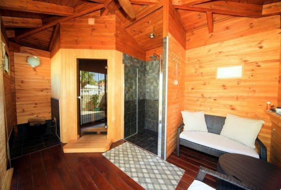 Resale - Chalet - Torrevieja - Los Balcones