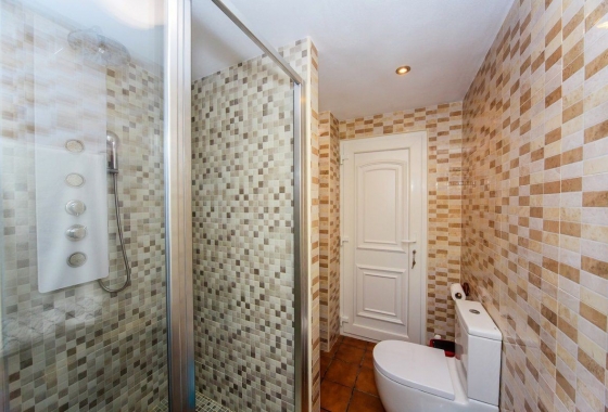 Resale - Chalet - Torrevieja - Los Balcones