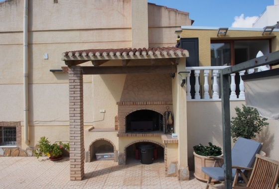Resale - Chalet - Torrevieja - Los Balcones