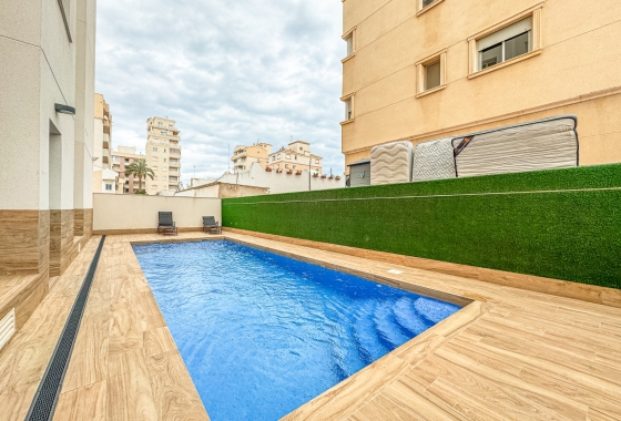 Resale - Apartment / flat - Torrevieja - Costa Blanca