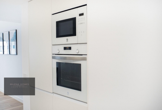 Resale - Apartment / flat - Torrevieja - Punta Prima