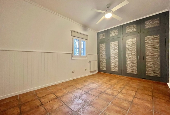 Resale - Villa - Torrevieja - Los Balcones - Los Altos del Edén