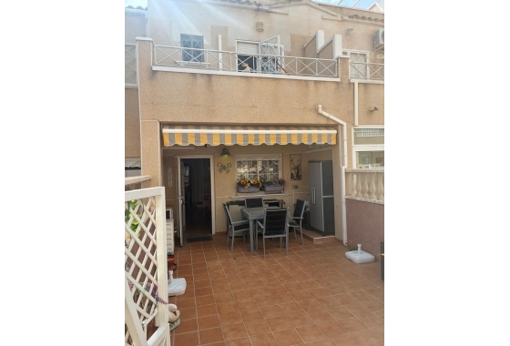 Resale - Bungalow - Orihuela Costa - Los Almendros-la Florida