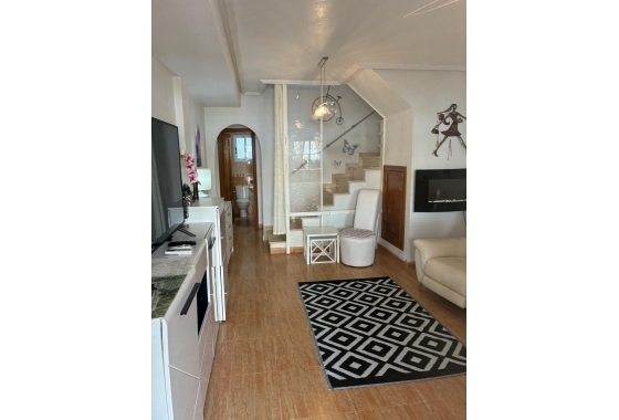 Resale - Bungalow - Orihuela Costa - Los Almendros-la Florida