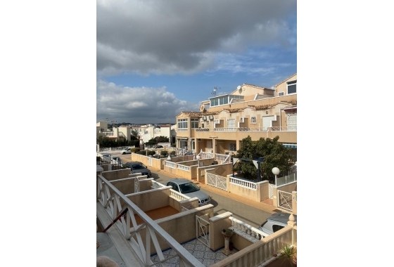 Resale - Bungalow - Orihuela Costa - Los Almendros-la Florida