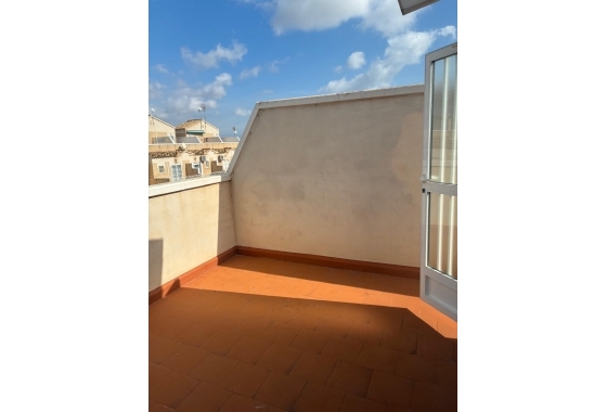 Resale - Bungalow - Orihuela Costa - Los Almendros-la Florida