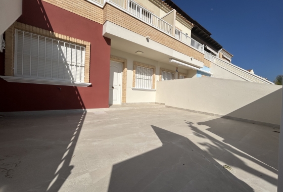 Resale - Apartment / flat - Pilar de la Horadada - Costa Blanca