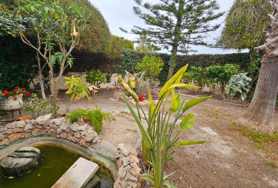 Resale - Villa - Torrevieja - El Chaparral