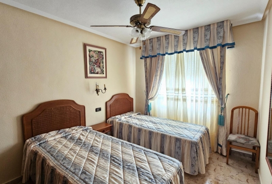 Resale - Villa - Torrevieja - El Chaparral