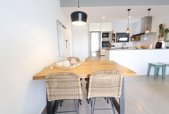 Resale - Bungalow - Pilar de la Horadada - Costa Blanca