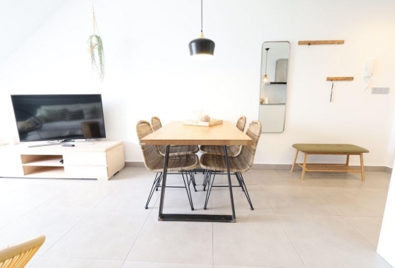 Resale - Bungalow - Pilar de la Horadada - Costa Blanca