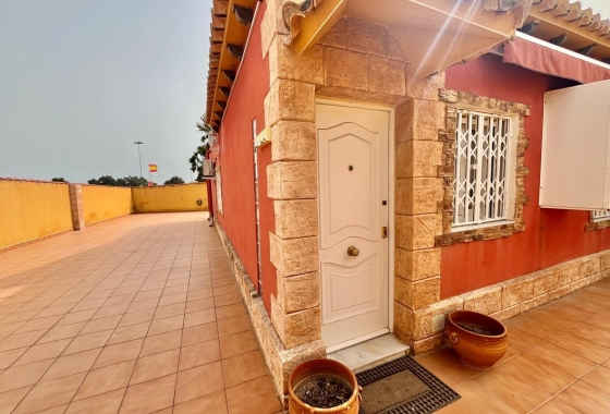 Resale - Villa - Torrevieja - Los Balcones - Los Altos del Edén