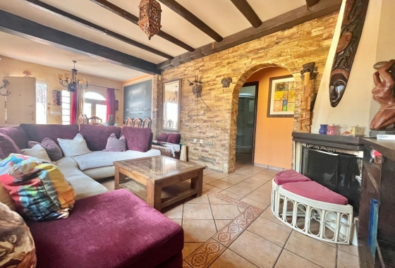 Resale - Villa - Torrevieja - Los Balcones - Los Altos del Edén