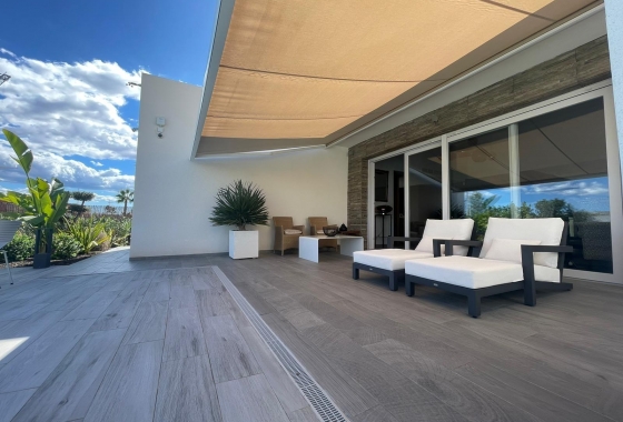 Resale - Villa - Algorfa - Club De Golf La Finca