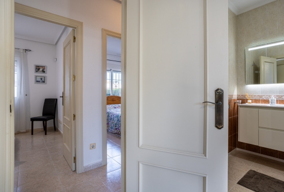 Resale - Villa - Bigastro - Inland