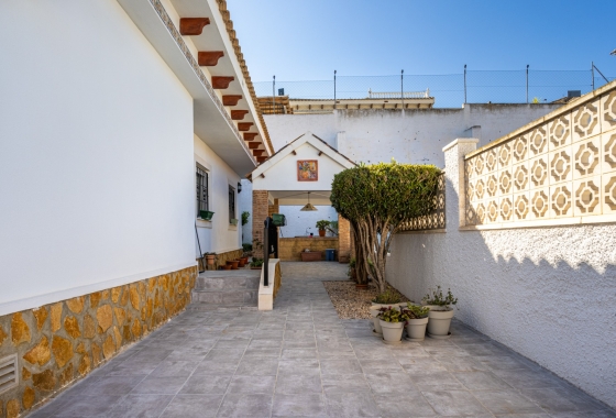 Resale - Villa - Bigastro - Inland