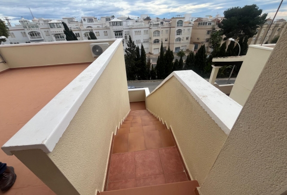 Resale - Townhouse - San Miguel de Salinas - Las Filipinas