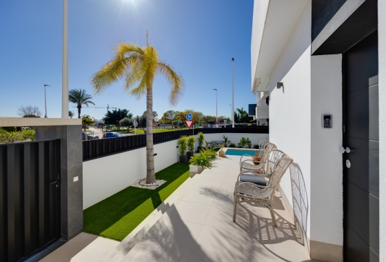 Resale - Bungalow - Pilar de la Horadada - Costa Blanca