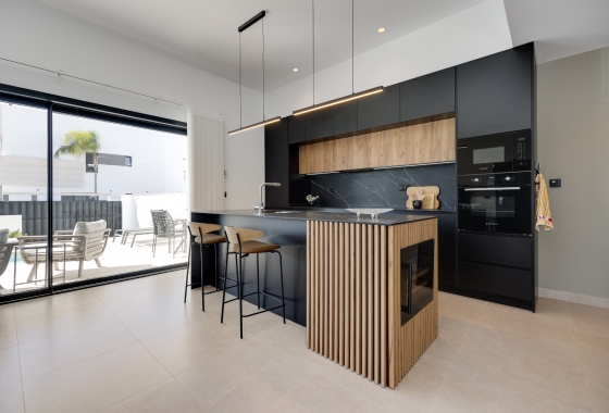 Resale - Bungalow - Pilar de la Horadada - Costa Blanca