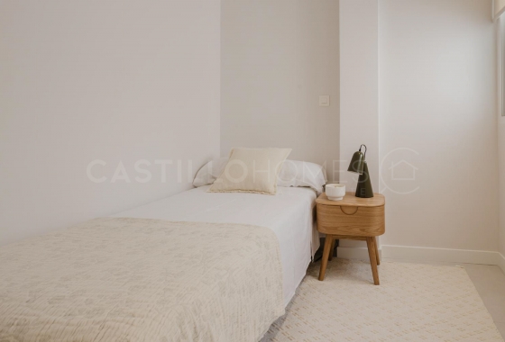 Resale - Apartment / flat - Torrevieja - Playa del Acequión